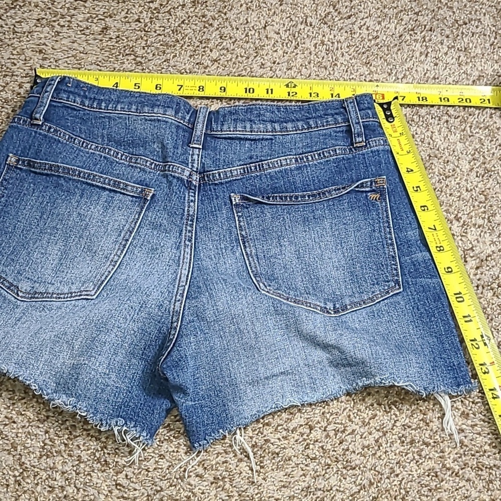 Madewell Classic Blue Jean Shorts - Picture 6 of 7